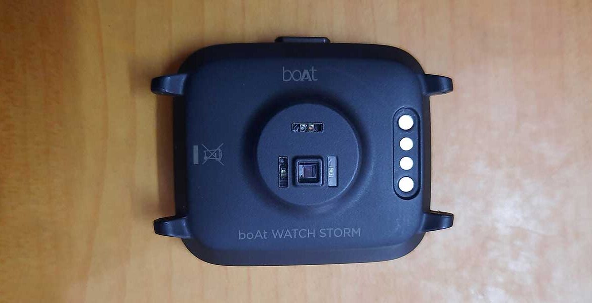 boAt storm smartwatch sensors